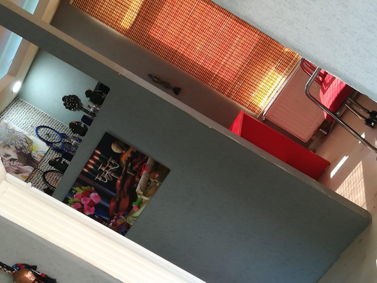 6.His Fal Cafe